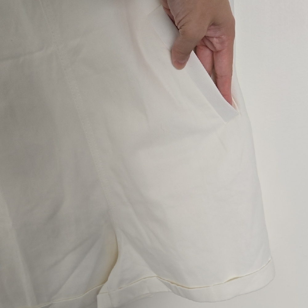 White Overalls with Silver Buckles - Picture 4 of 10